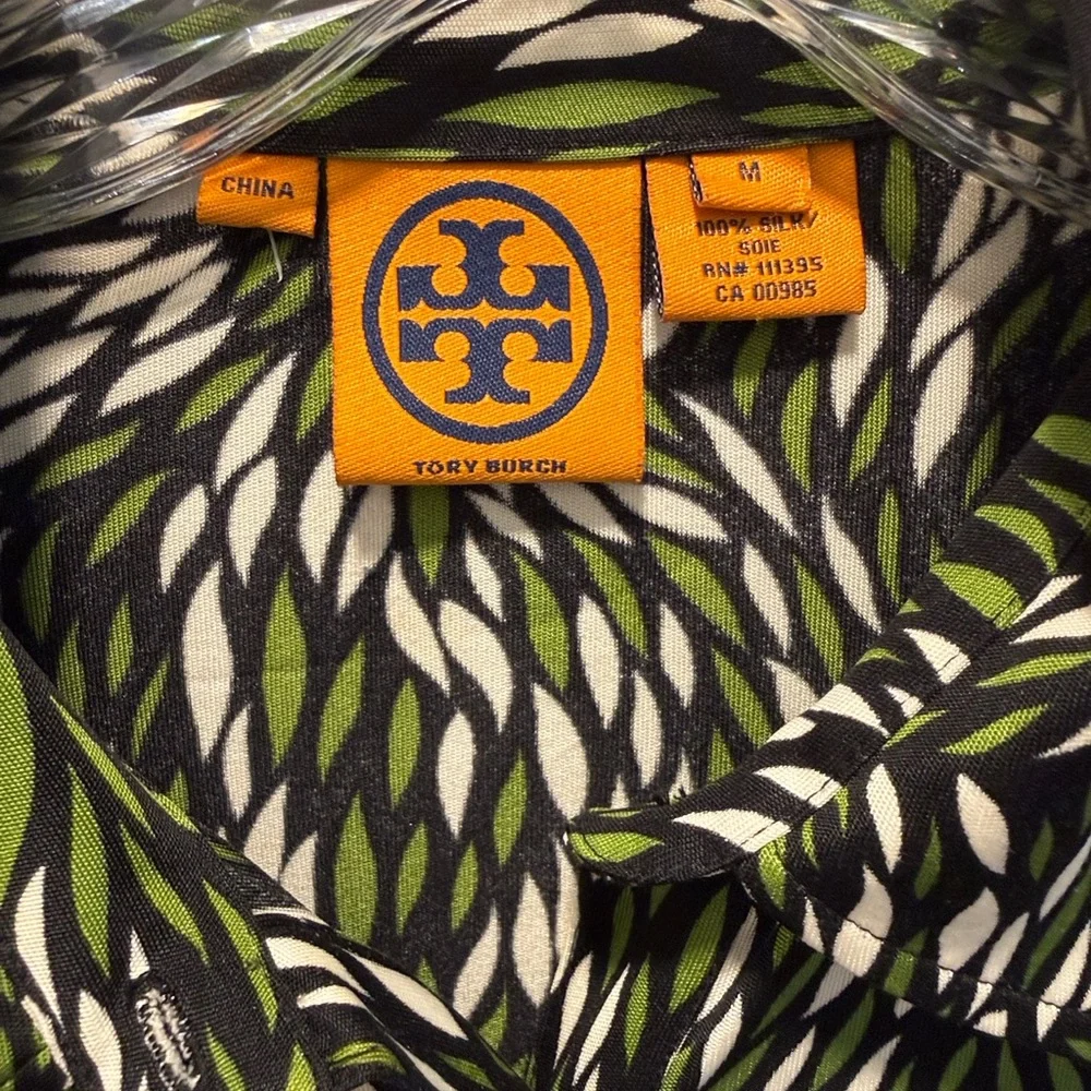 Tory Burch 100% Silk Green Leaf Print Button-Down Blouse Medium (M) Preppy